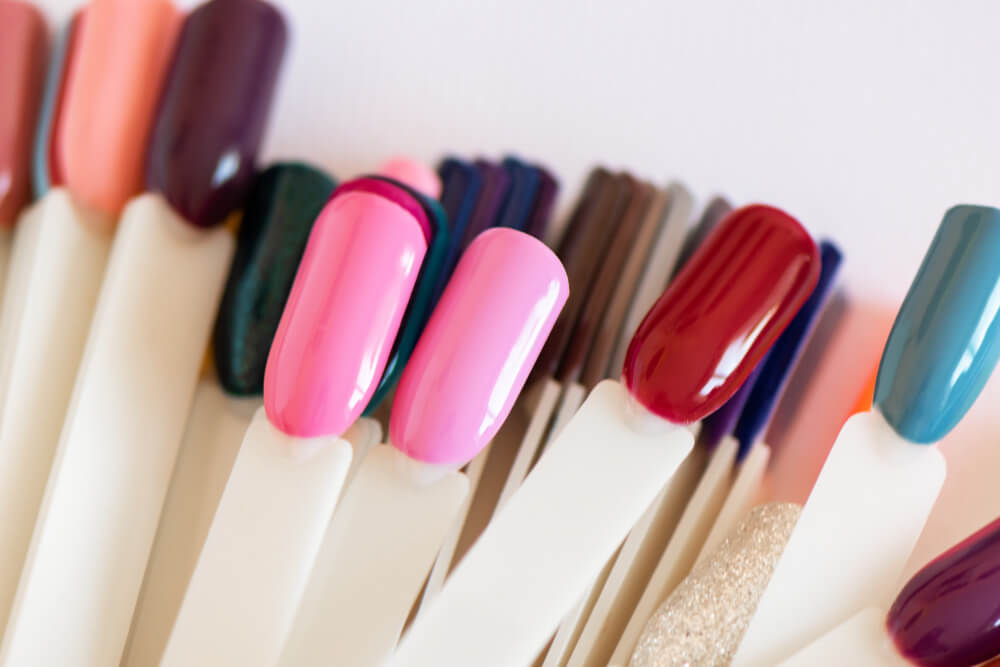 colorful-nail-design-tips-close-up